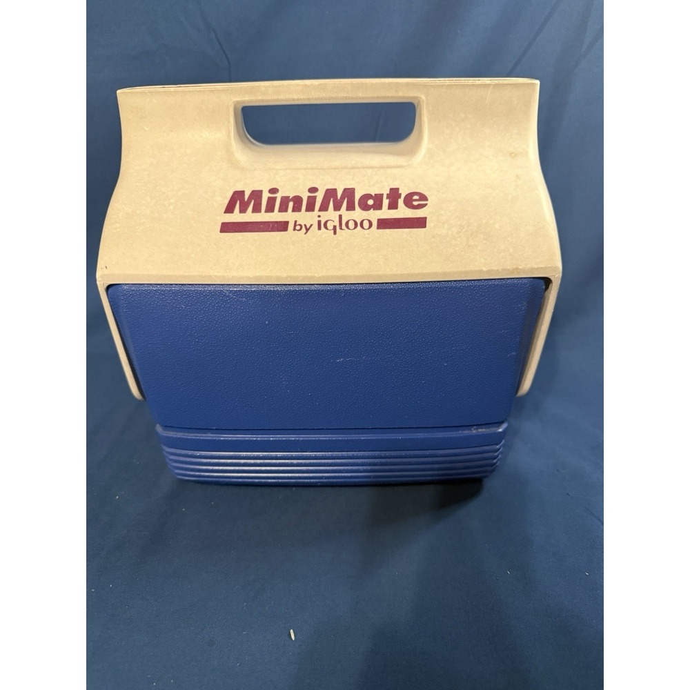 Igloo Mini Mate Lunch Box Cooler Camping Picnic Golf 6 Pack Blue Red Accents '97
